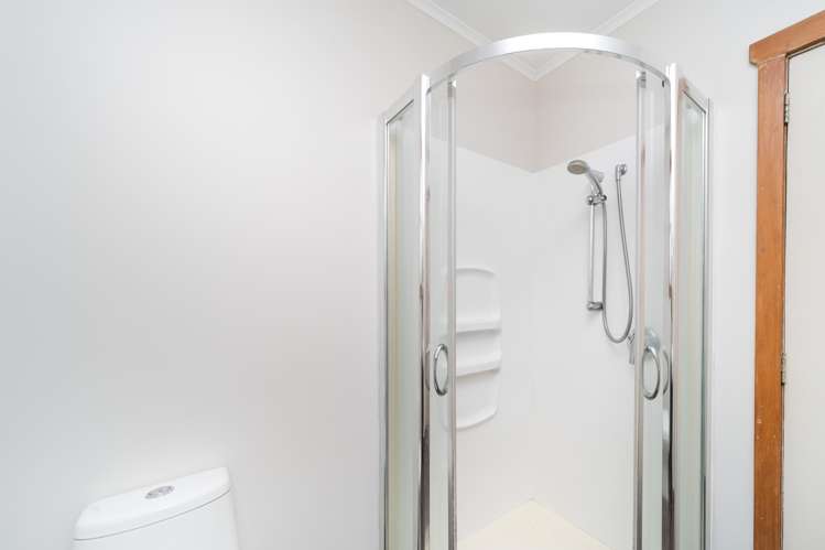 3/84 Linton Street West End_9