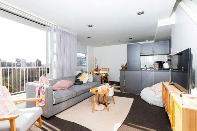 6C/36 Liverpool Street 10015_1