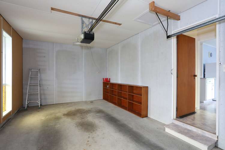 4 Walker Crescent Bulls_10