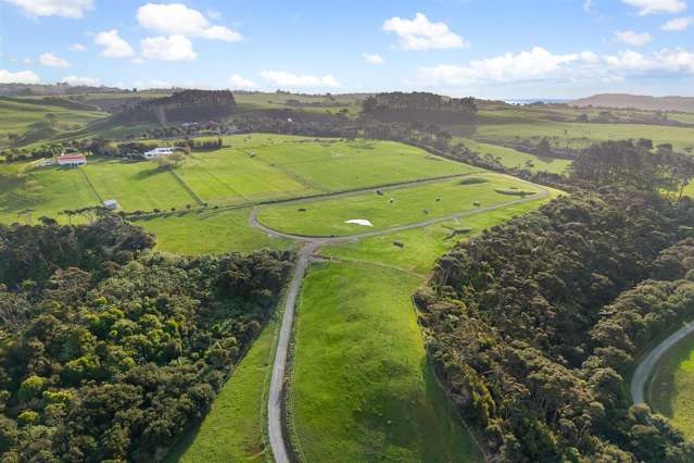 EQUESTRIAN FACILITY - LAND BANK WITH INCOME