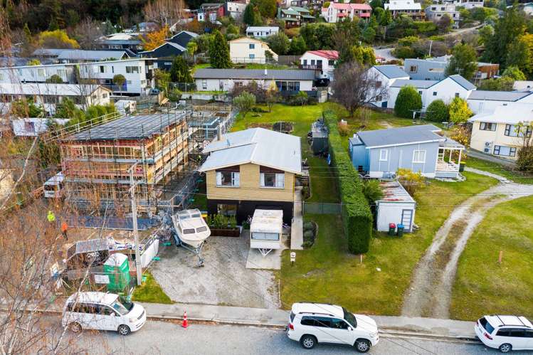 18 Fryer Street Queenstown_23