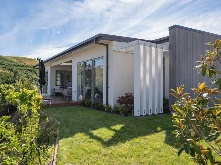 22 Hill Tops Way Stoke_19