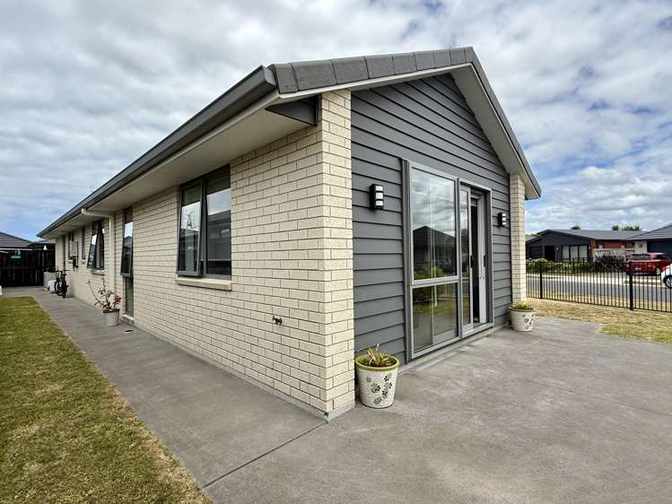 86 Hills View Drive Papamoa_15
