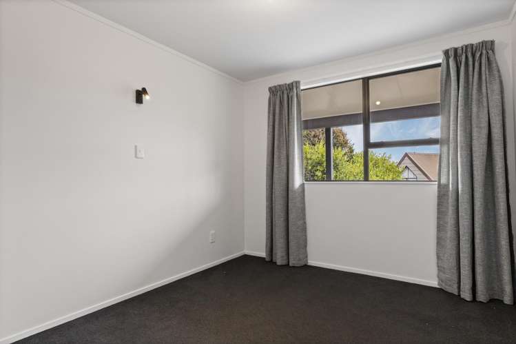 2 Gladstone Grove Richmond Heights_15