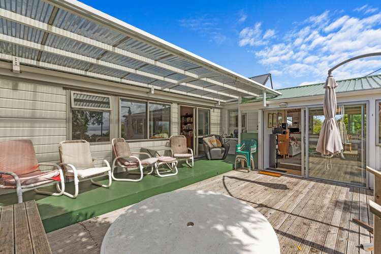 21 Ngaparaoa Drive Maketu_19