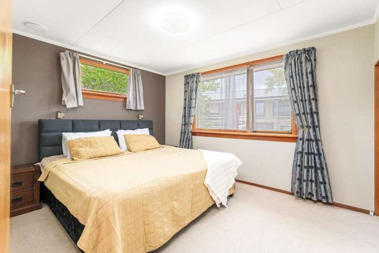 121 Barr Street Kenmure_10