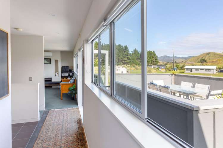 11 Nunu Drive Flat Point_26