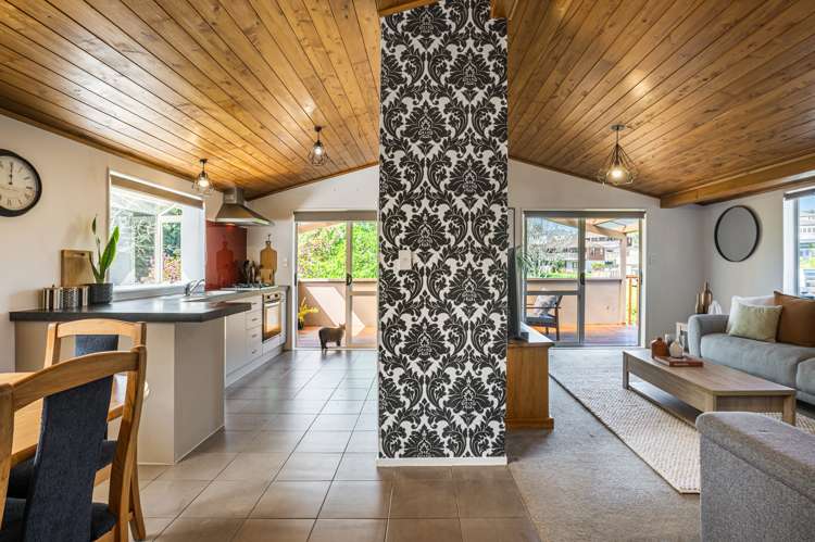 2/25a Pleasant Street Onehunga_6