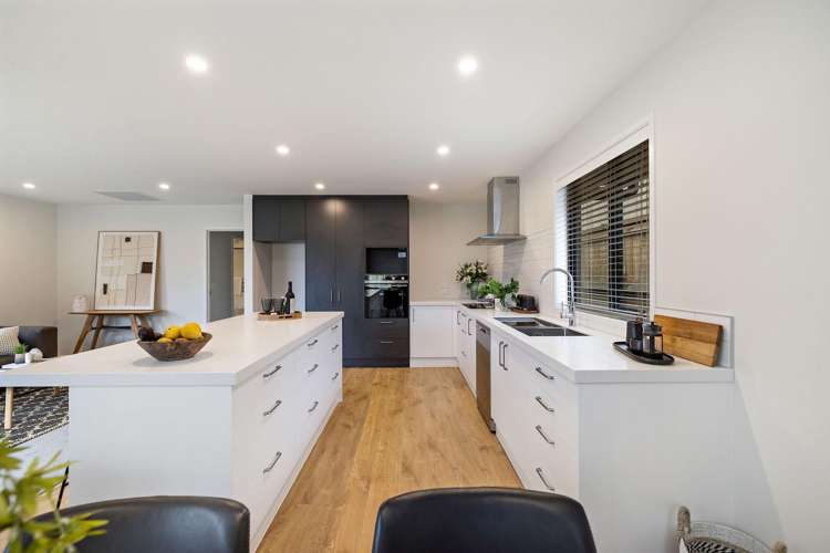 24-42 Forage Road, Hanley's Farm Jacks Point_8