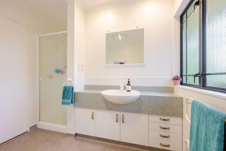 41 Hetley Crescent Taradale_11