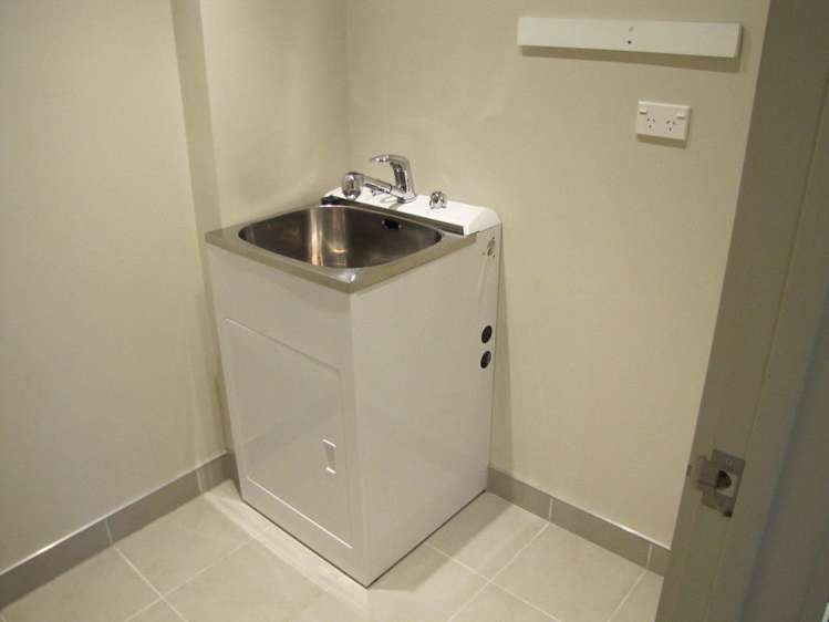 1/90 Dp Customhouse Street Gisborne_8