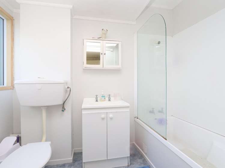 5/25 Britannia Street Petone_11