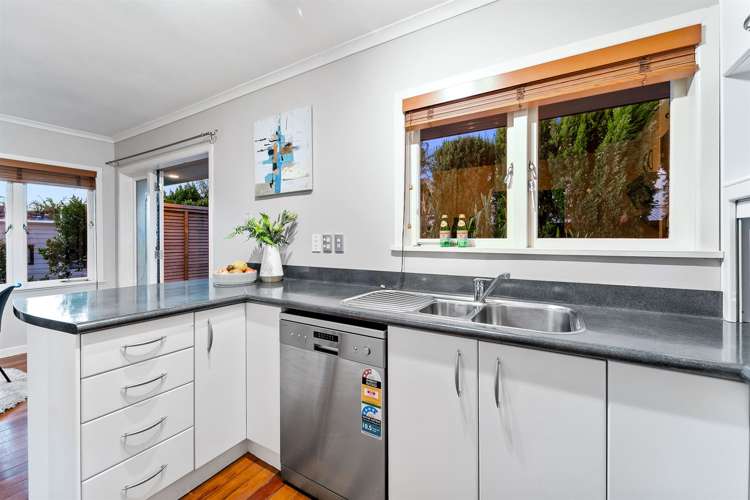 1/16 Tobruk Crescent Milford_10