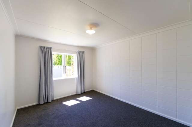 504 Karamu Road South 10495_4