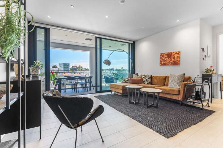 202/223D Green Lane West Epsom_7