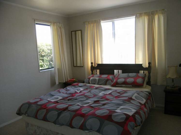 909 Collinge Road Mayfair_9