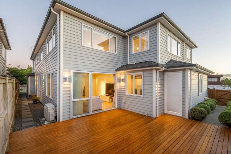 10 Hedge Row Sunnyhills_32