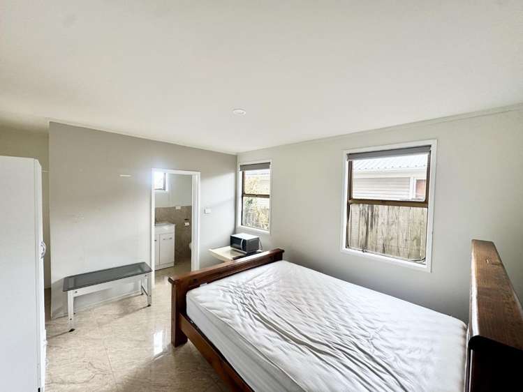 1/51 Albrecht Avenue Mount Roskill_5