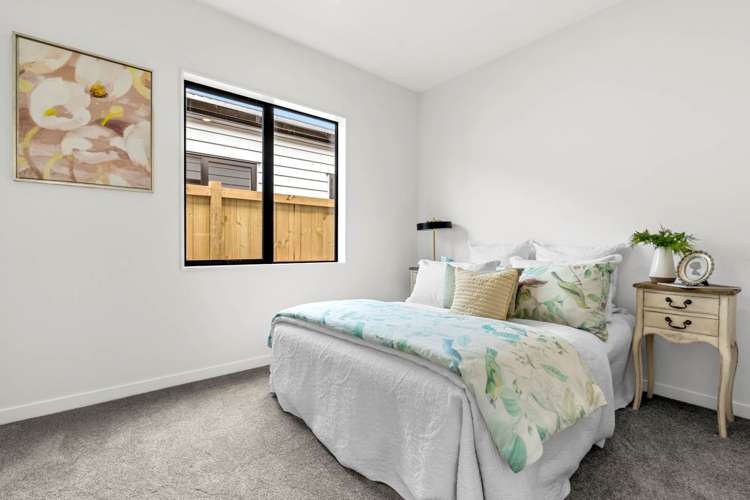 32 Furlough Road Opaheke_12