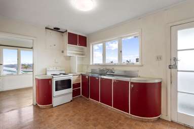 128 Rosier Road_4