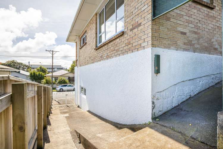 31 Gaine Street New Plymouth Central_20