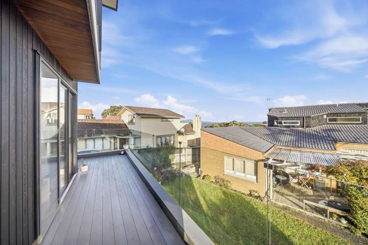 1A Churchill Road Murrays Bay_34