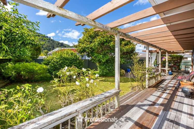 10 Laredo Grove Totara Park_2