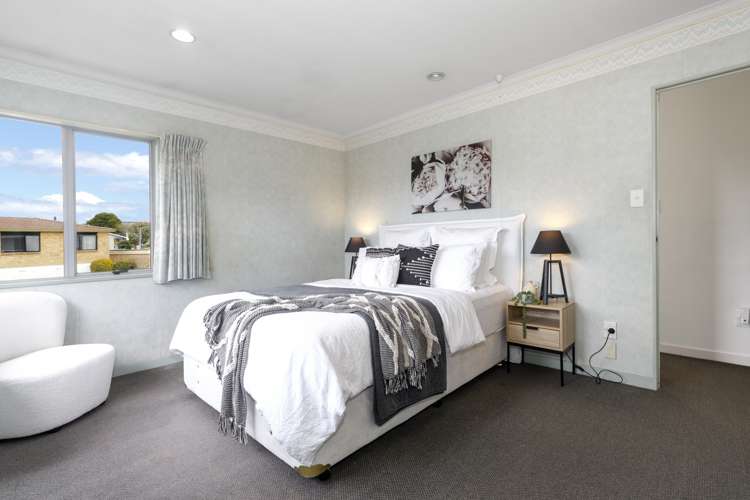 1 Clivedene Street Matua_12