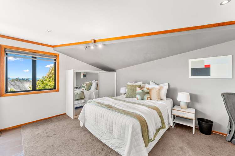 36 Montclair Rise Browns Bay_24