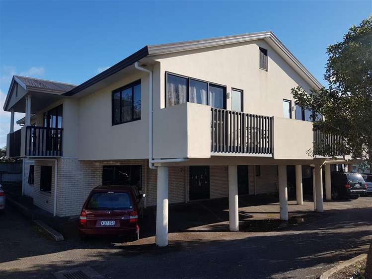 8/22 Mt Edgcumbe Street, Othello House_0