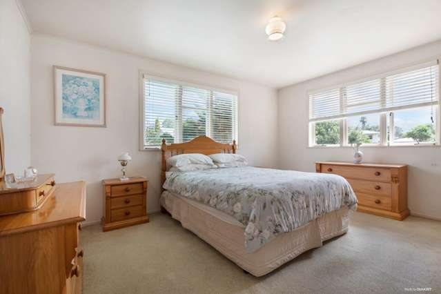 37 Chippendale Crescent Birkdale_4
