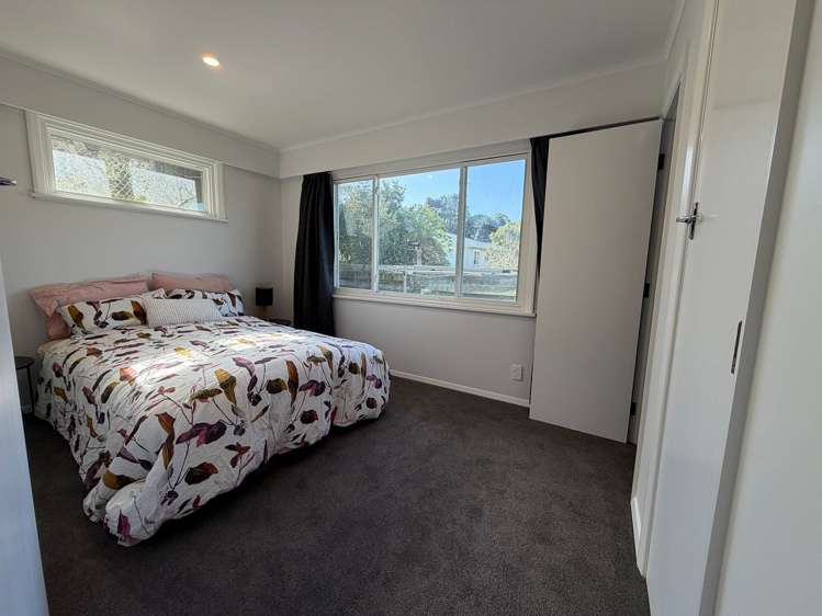 82 Chester Road Tawa_7