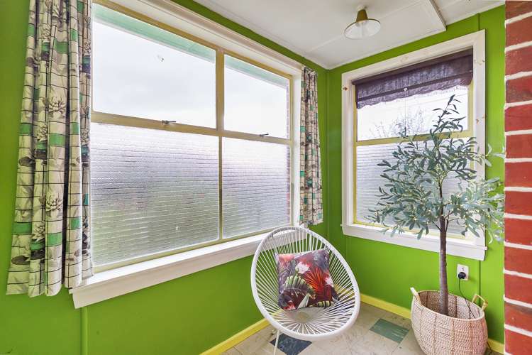 87 Grants Road Marchwiel_11