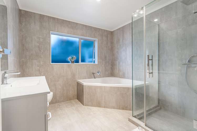 111 Colwill Road Massey_9