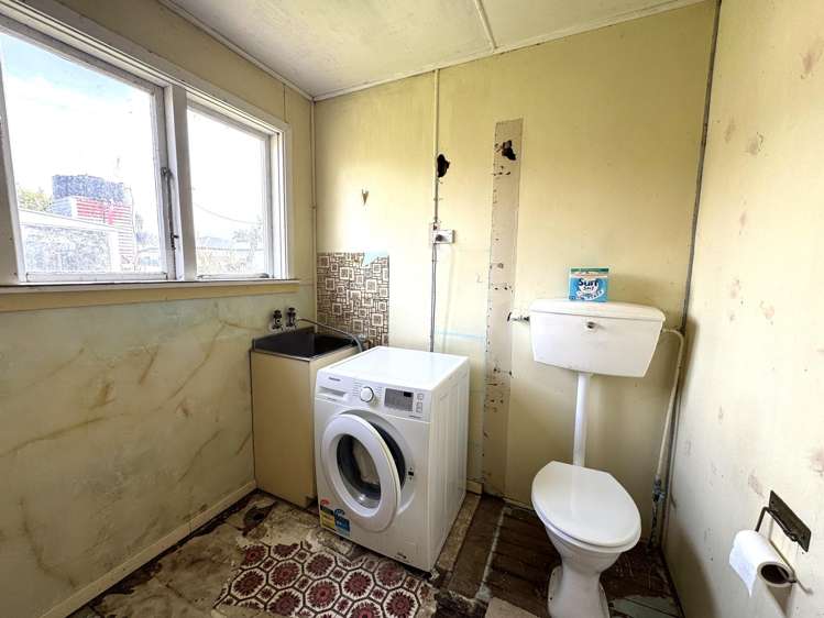 9 Cargill Street Owaka_18