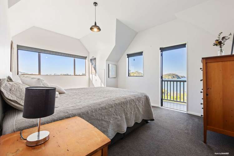 17 Young Street Mahurangi East_13