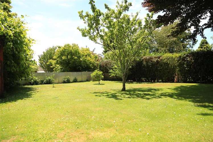 48 Fenton Street Stratford_21