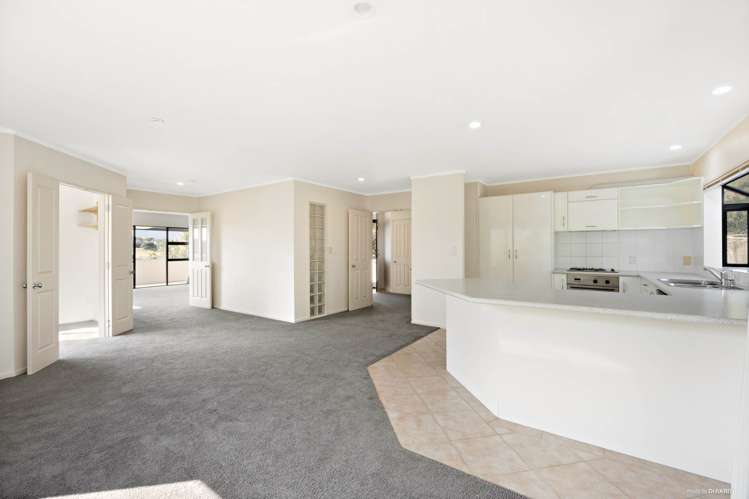 8 Pegasus Terrace Gulf Harbour_16