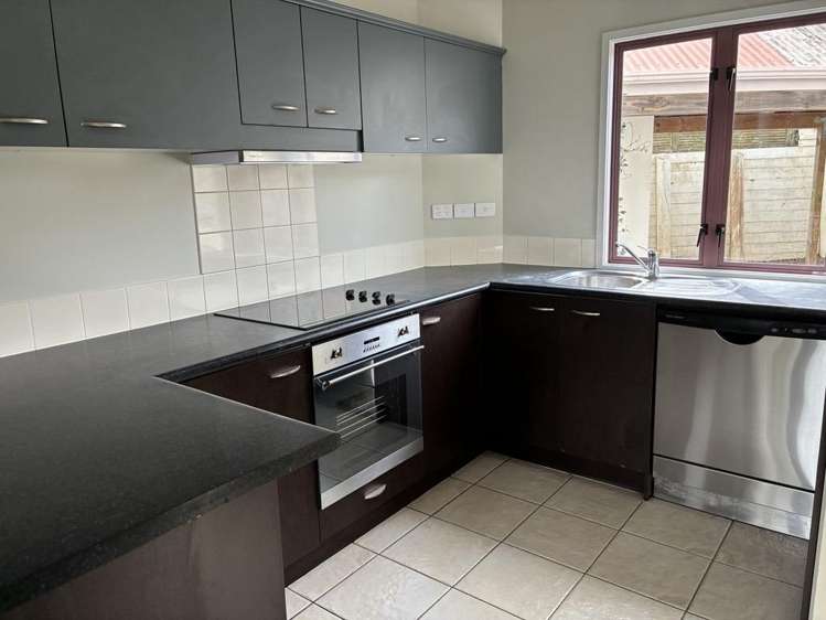 30 Winery Way 11401_3