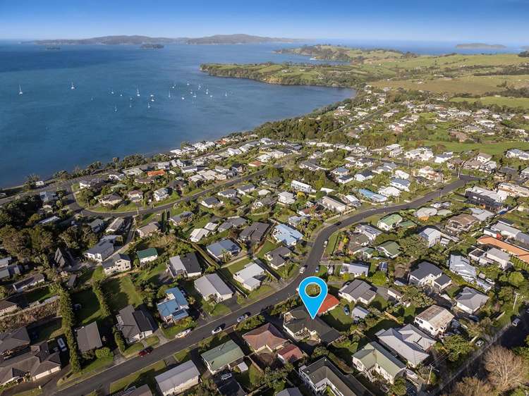 29 Mera Road Algies Bay_18