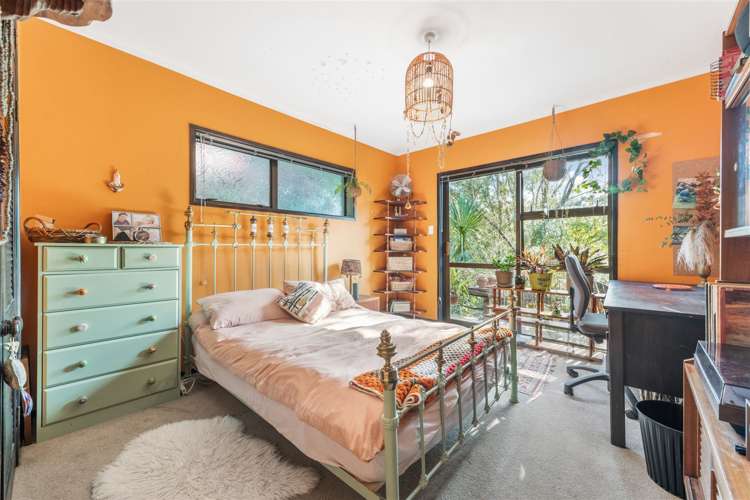 2 Kaurimu Rise Titirangi_11