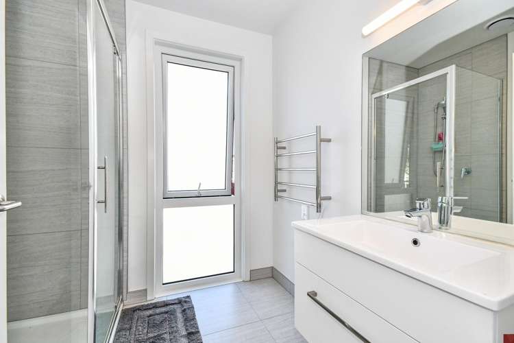 110 Te Puketoka Lane Mangere East_8