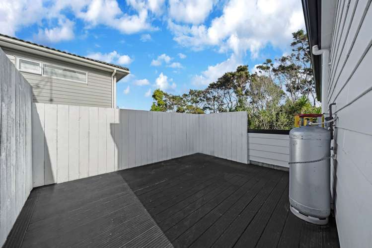 17B Cheval Drive Totara Vale_21