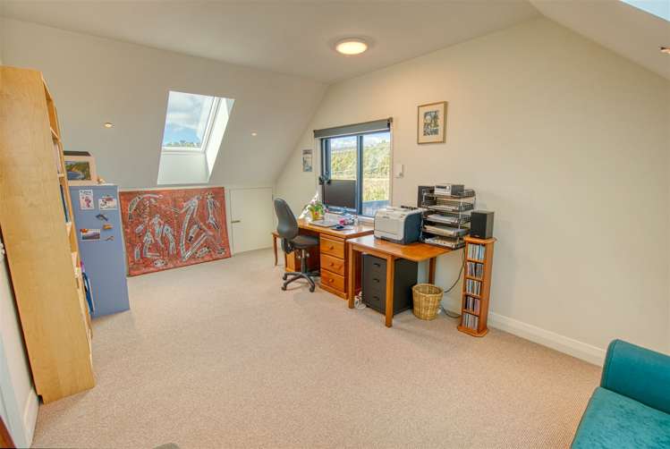 90 The Strand Okarito_11