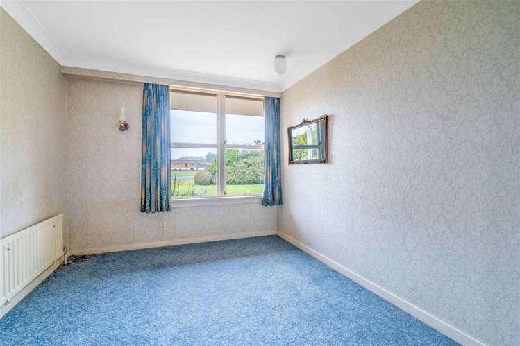 134 East Road Ascot_10