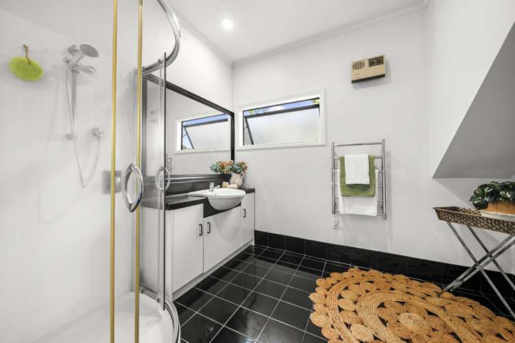 31A Penguin Drive Murrays Bay_17