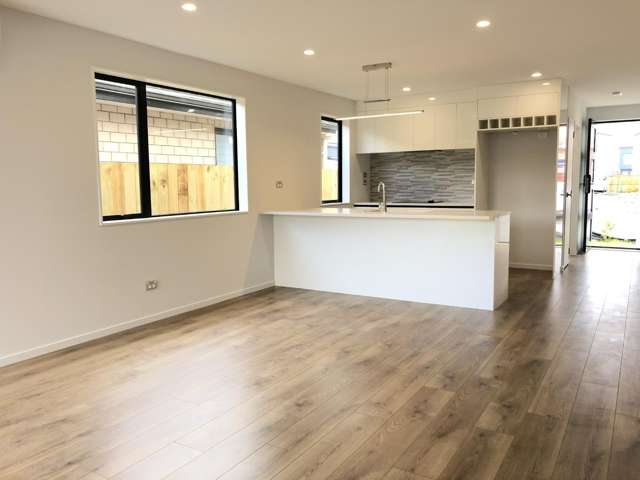 22 Farmland Road 10938_3