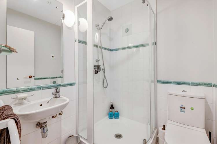 69 Waterside Crescent Gulf Harbour_11