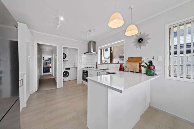 8/42 Wintere Road Papatoetoe_10