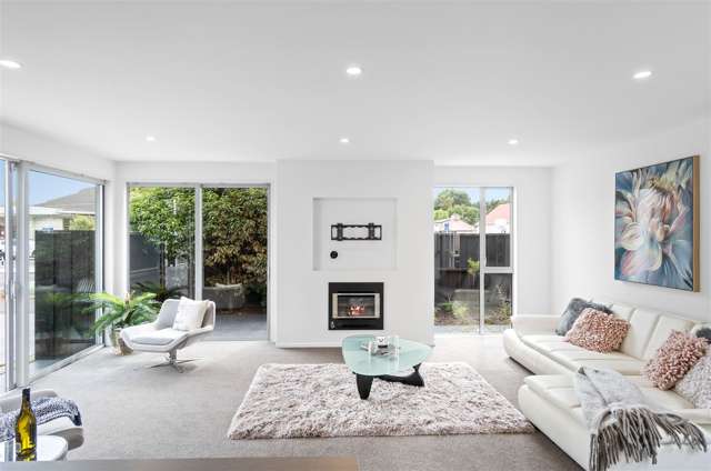 7/670 Ferry Road Woolston_2